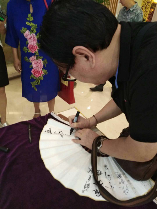 1531643230773539.jpg 275204009291007865_副本.jpg