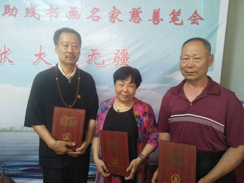 1560295190796001.jpg 382951874836505641_副本.jpg