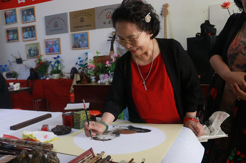 1560295350128264.jpg 605509155392177607_副本.jpg